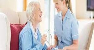 ممرضة منزلية بالرياض لرعاية كبار السن