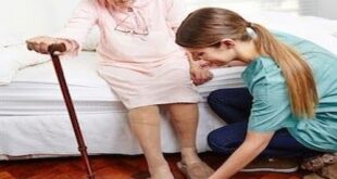 جليسة مسنين بالشهر الدمام